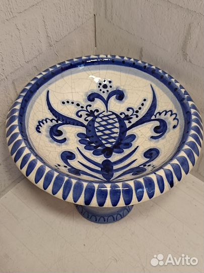 Фарфоровая фруктовница