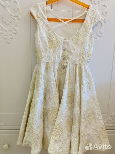 Нарядное платье для девочки