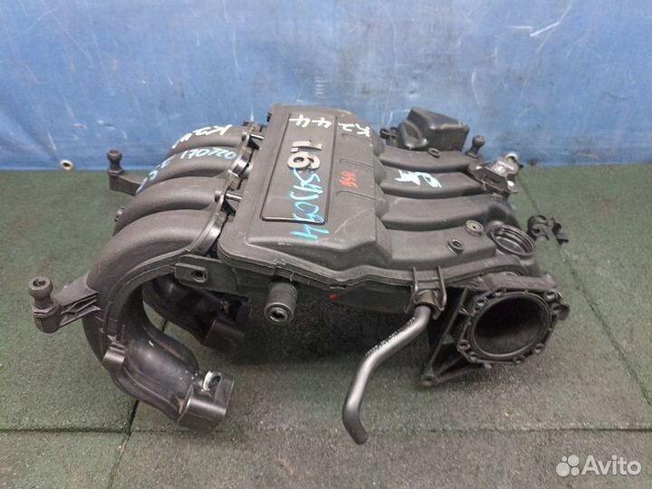 Коллектор впускной Volkswagen Golf 6 1.6 BSE 2012