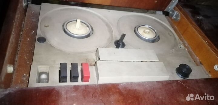 Ламповая радиола рекорд 301 укв СССР