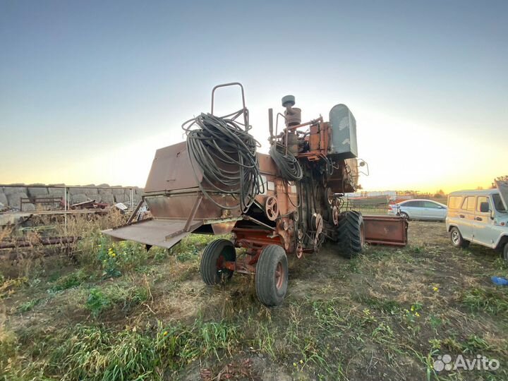 Комбайн Енисей 12001НМ, 1994
