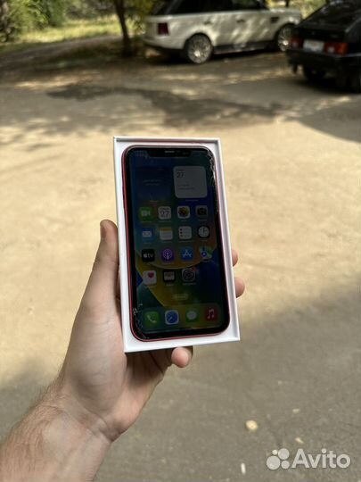 iPhone 11, 64 ГБ