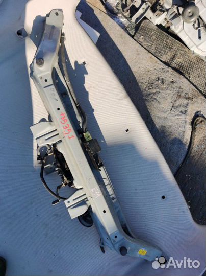 Планка рамки радиотора Nissan Note E11