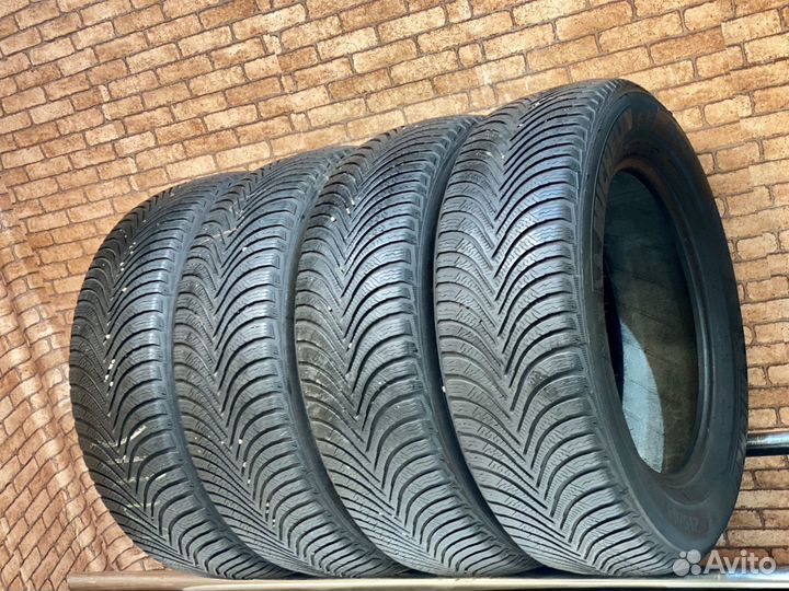 Michelin Alpin A5 215/65 R17