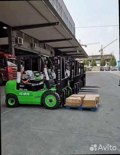 Вилочный погрузчик EP Equipment EFL302, 2024