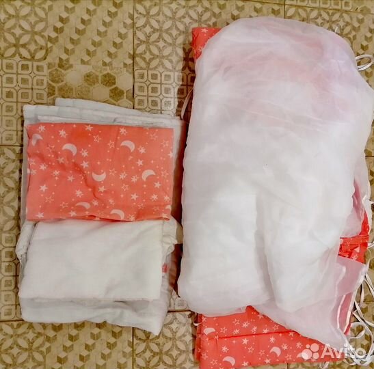 Комплект в детскую кроватку бортики