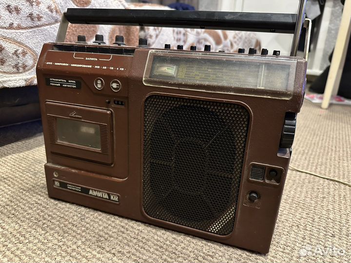 Ретро магнитофон