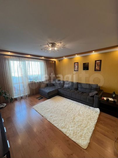 4-к. квартира, 82,2 м², 9/10 эт.