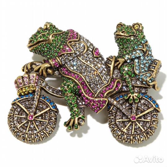 Брошь 