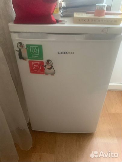 Морозильная камера leran FSF 092W 80 л