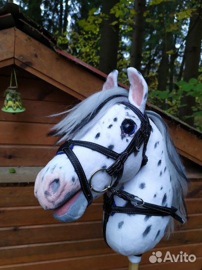 Хоббихорс с набором амуниции, лошадка на палке