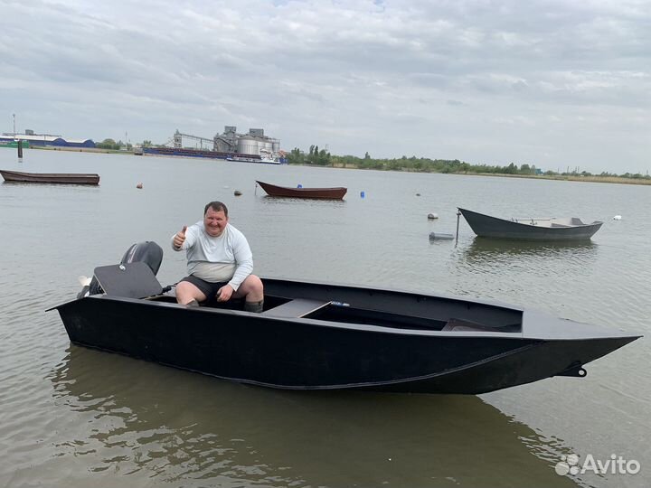 Лодка из Пнд