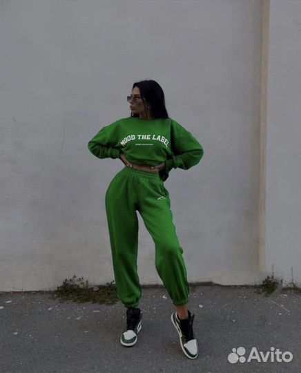 Спортивный костюм женский новый