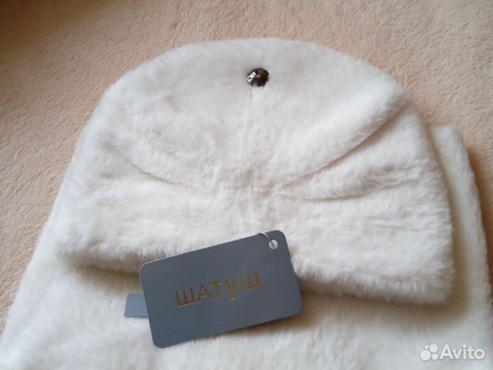 Комплект шапка и снуд женский