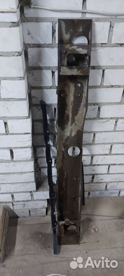 Усилитель переднего бампера для Ssang Yong Kyron