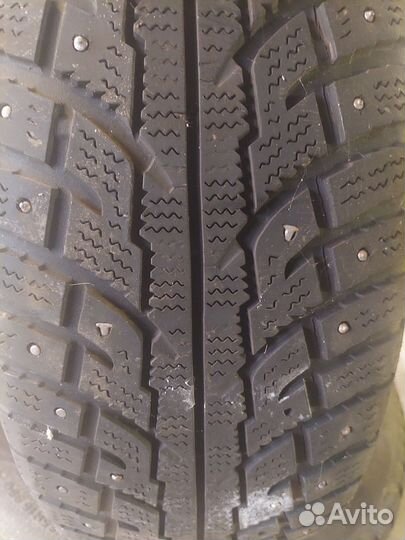 Kumho I'Zen RV Stud KC16 215/65 R16 98
