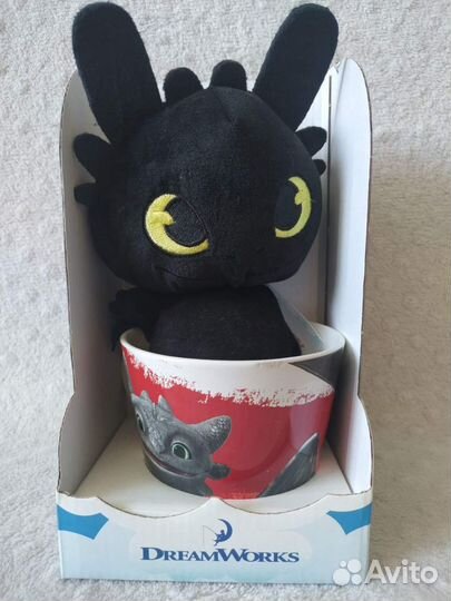 Кружка с игрушкой Dream works из Магнита