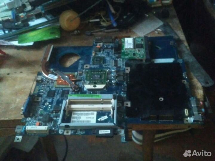 Материнская плата