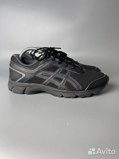 Кроссовки Asics размер 41,5 оригинал