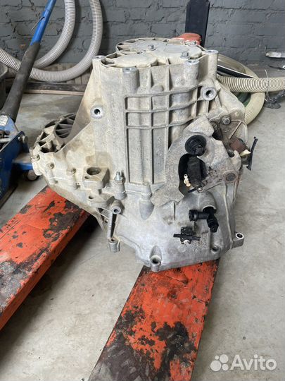 Коробка передач МКПП 6-ступ на Ford Transit