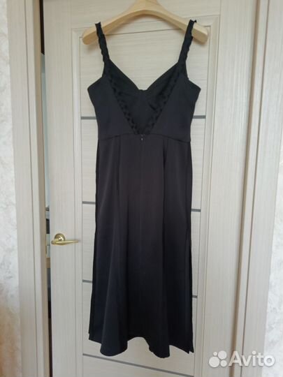 Платье 12 storeez М