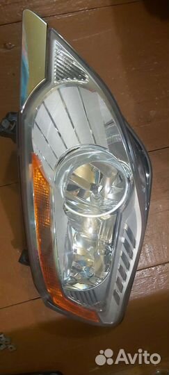 Фара Ford Kuga 1, левая и правая