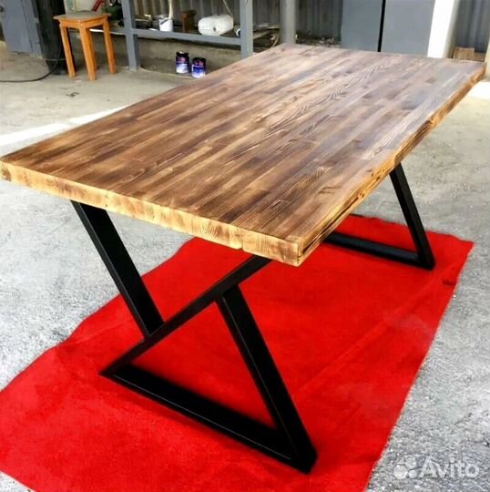 Изготавливаем столы Лофт дачные