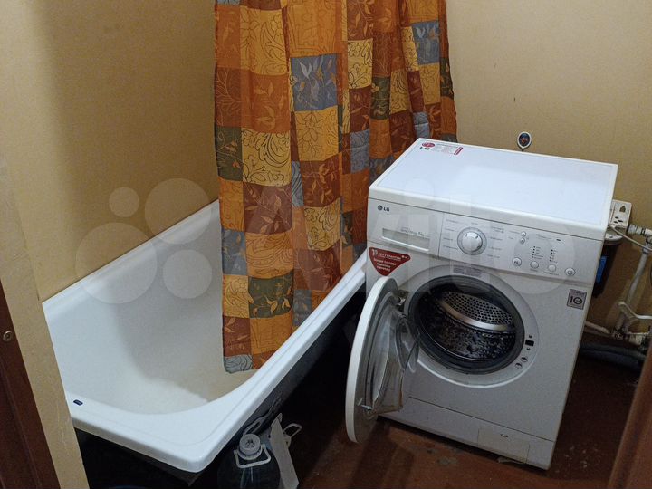 3-к. квартира, 60 м², 1/3 эт.