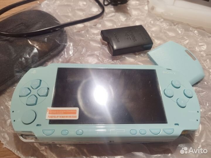 Sony PSP 1006 бирюзовая 64 гб