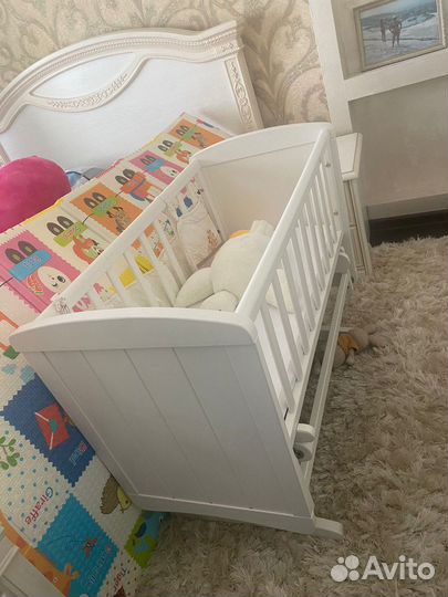 Колыбель Mothercare Deluxe с маятником