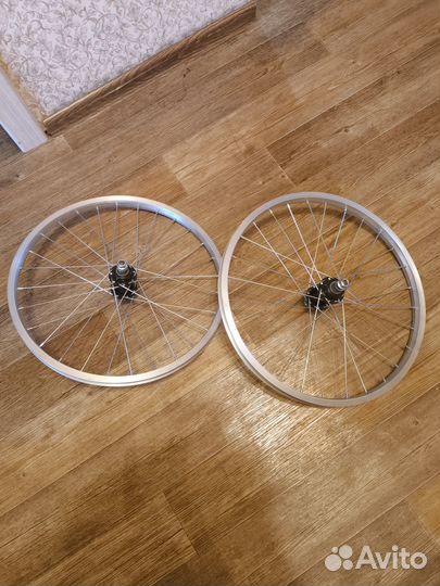 Заднее колесо R20.новое