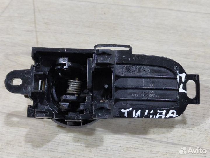 Ручка двери внутренняя передняя левая Nissan Tiida
