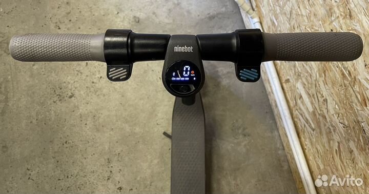 Электросамокат Ninebot kickscooter ES2