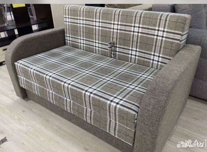 Диван чебурашка