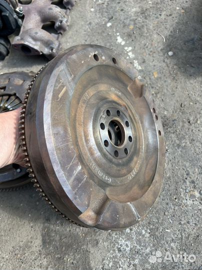 Маховик Volkswagen Transporter T4 2.4
