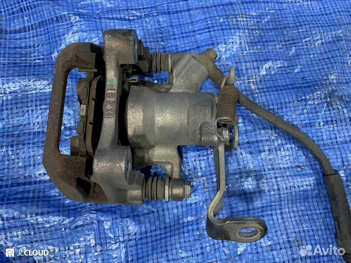 Суппорт на mazda atenza gjefp PE-VPR