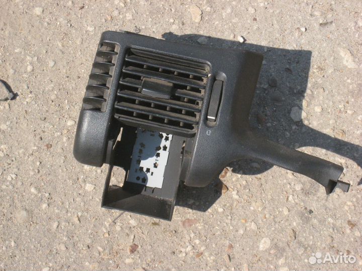 Дефлектор отопителя левый Opel Vectra B