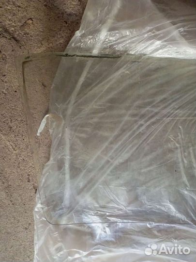 Заднее лобовое стекло ваз 2106