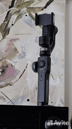 Продам стабилизатор Zhiyun Smooth 4