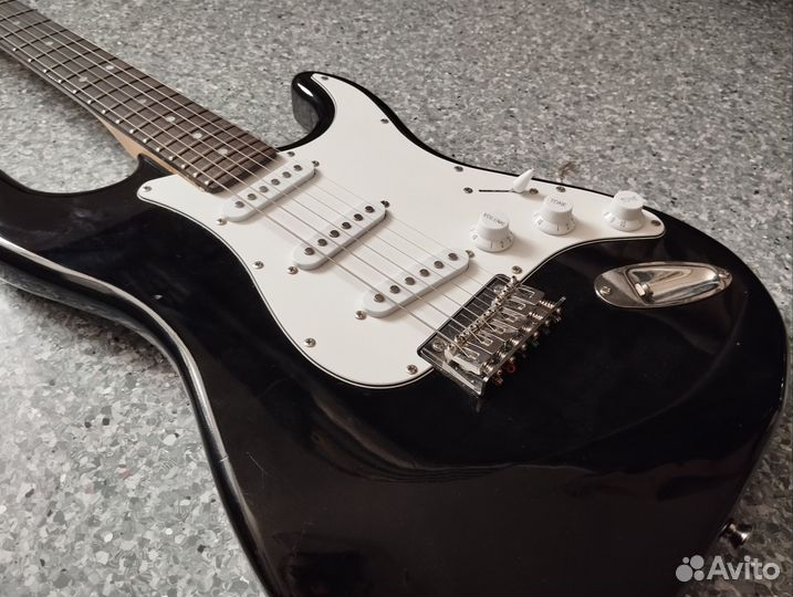 Fender squier Stratocaster SSS