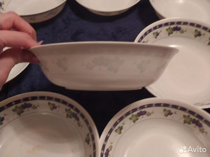 Набор пластиковых тарелок 8 шт