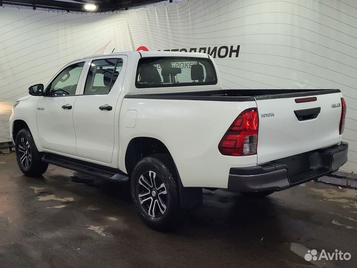 Toyota Hilux 2.4 МТ, 2022, 25 км