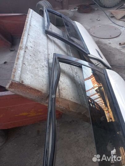 Дверь задняя правая Honda Odyssey