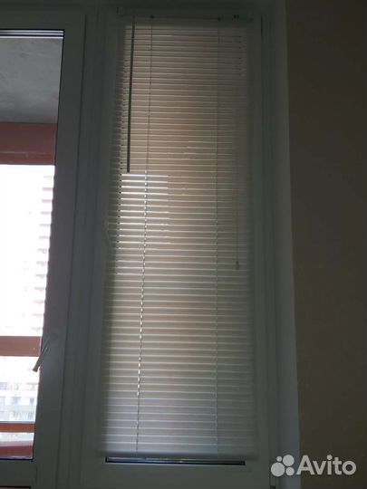 Жалюзи горизонтальные 50см б/у