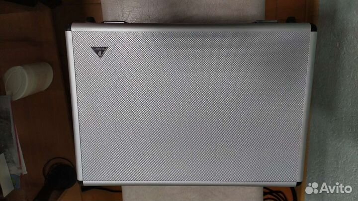 Ламповый микрофон behringer T-47