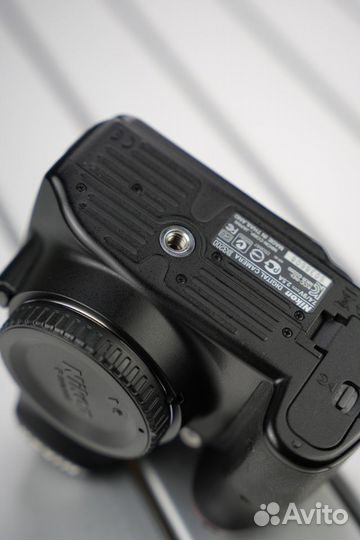 Nikon D3200 Body (клинит затвор)