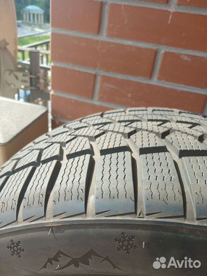 Westlake ZuperSnow Z-507 255/35 R19 96V