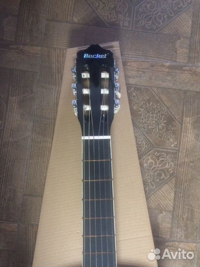 Гитара Rocket 39(4/4) классическая новая