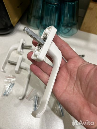 Ручки для пластиковых окон