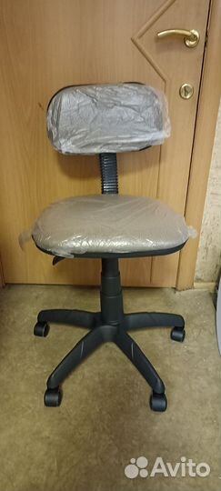 Компьютерное кресло новое ткань